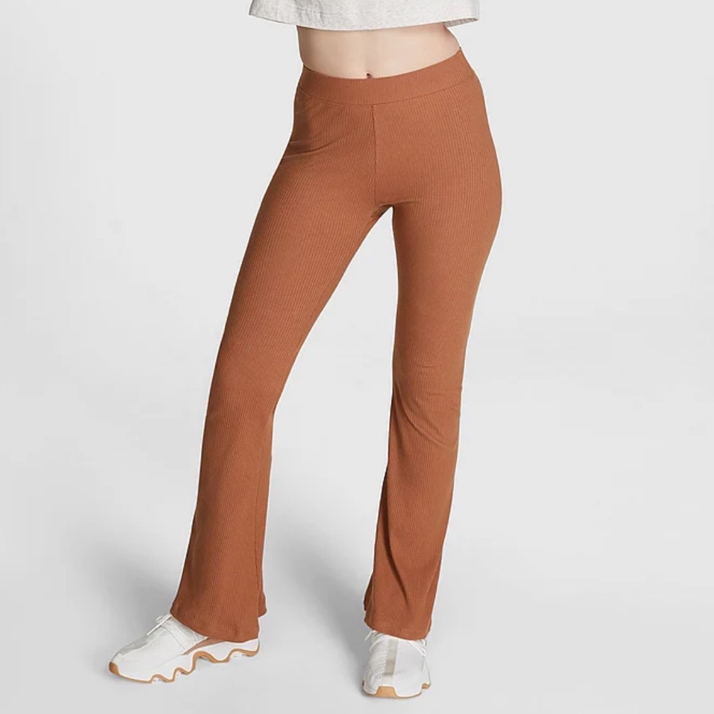 PINK Victoria’s Secret Ribbed Flare Leggings